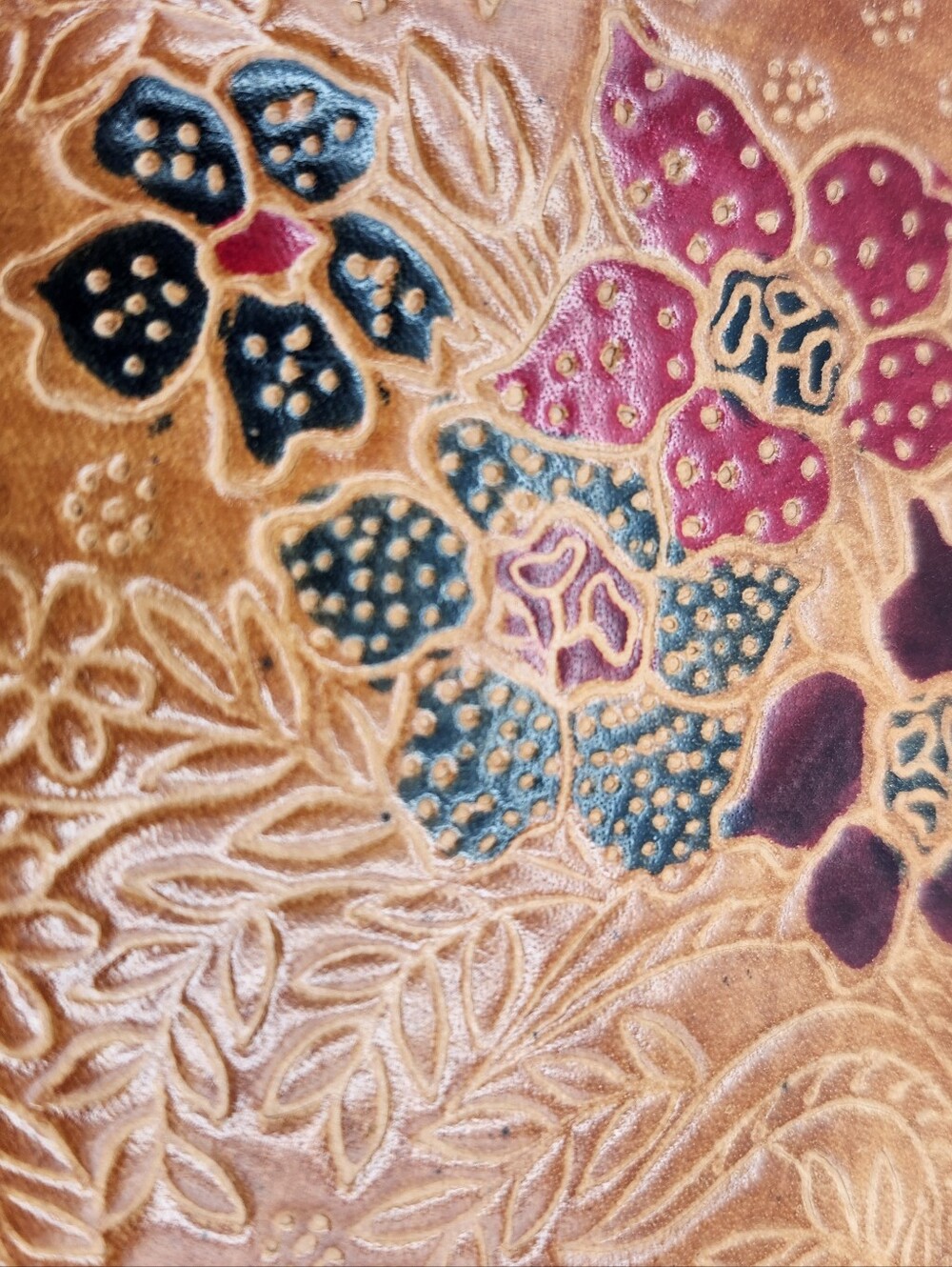 Hand-Tooled Handpainted Vintage Floral Leather Satchel with Wood  Handle  Brown - Picture 8 of 10